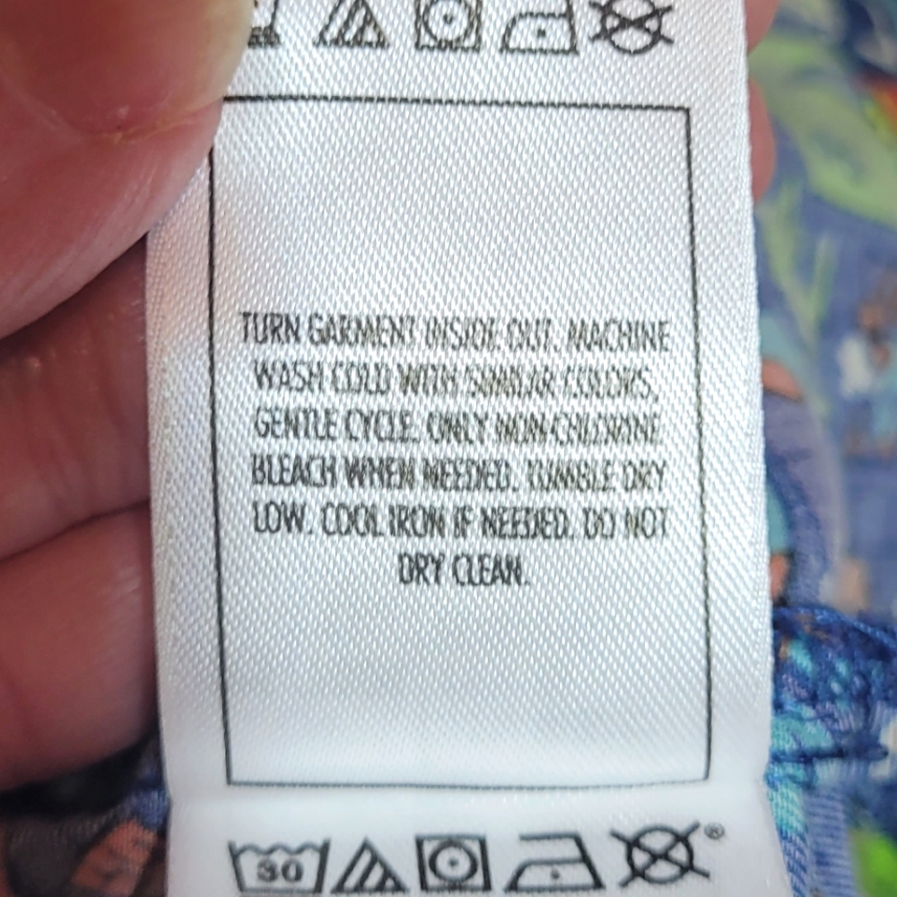 Disney Pixar Men's Button Up - Picture 5 of 5